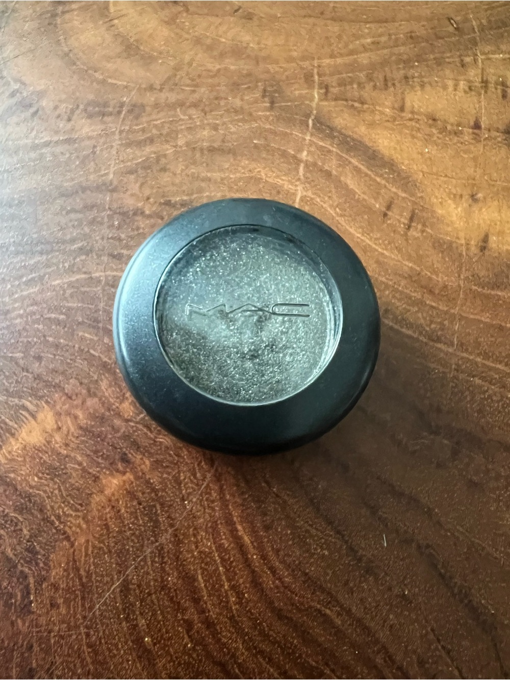 MAC Cosmetics Eyeshadow - Green Smoke - Picture 3 of 5
